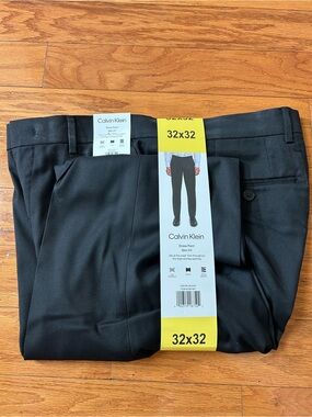 NWT Calvin Klein Men's Black Slim Fit Dress Pants